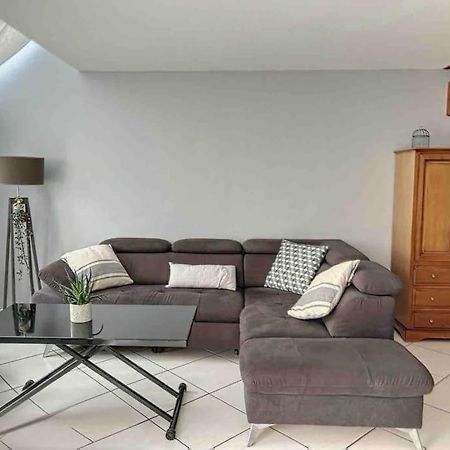 Le Capucine - Rive De Compiegne Apartamento Exterior foto