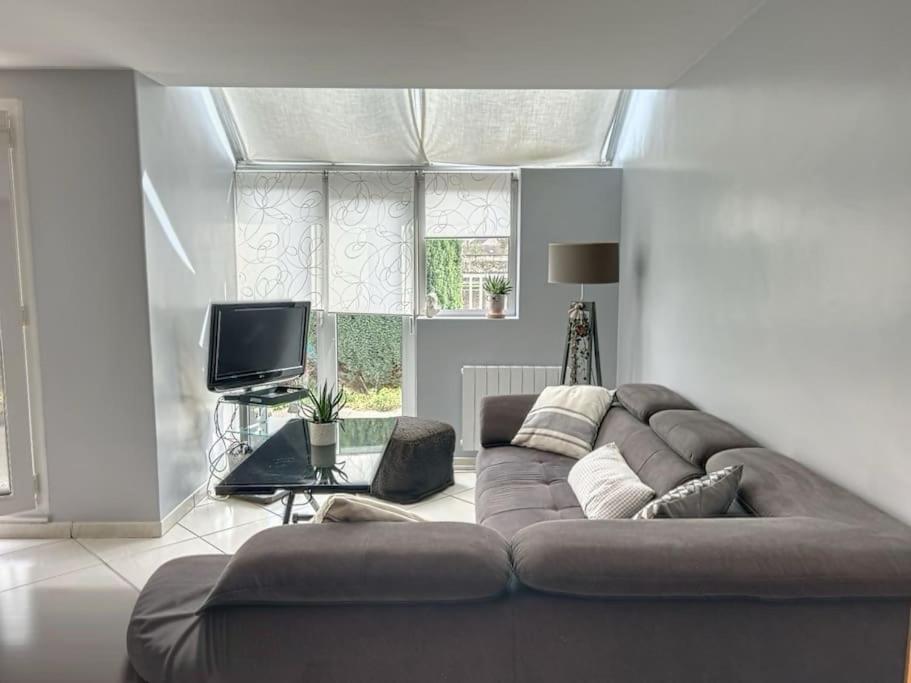 Le Capucine - Rive De Compiegne Apartamento Exterior foto